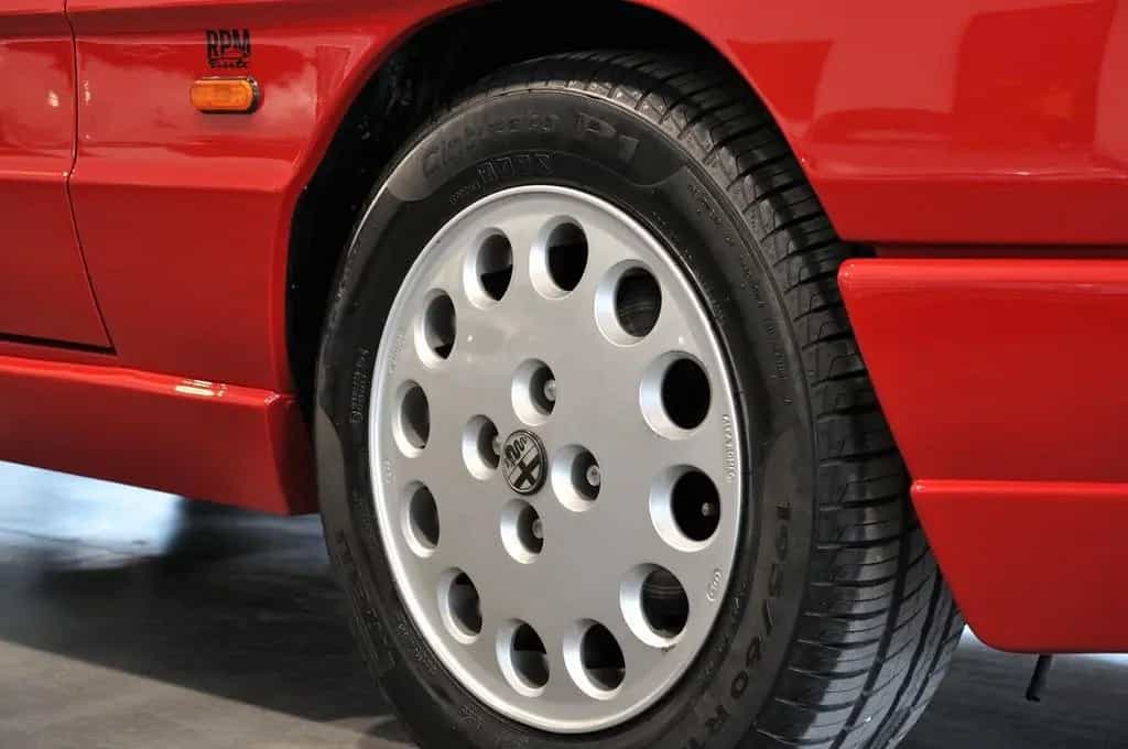 Alfa Romeo Spider 1.6 Carburatori cerchi 15 poll 01/1992-photo-6