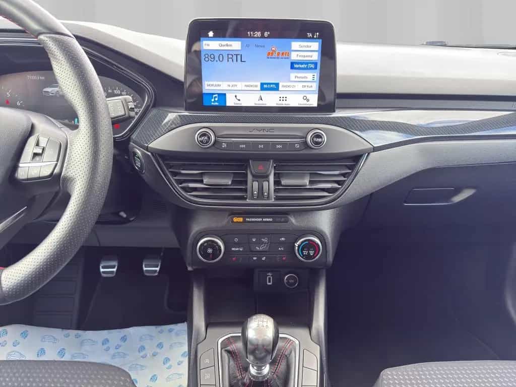 Ford Focus Turnier 1.5 EcoBoost ST-Line / LED NAV B&O 04/2019-photo-12