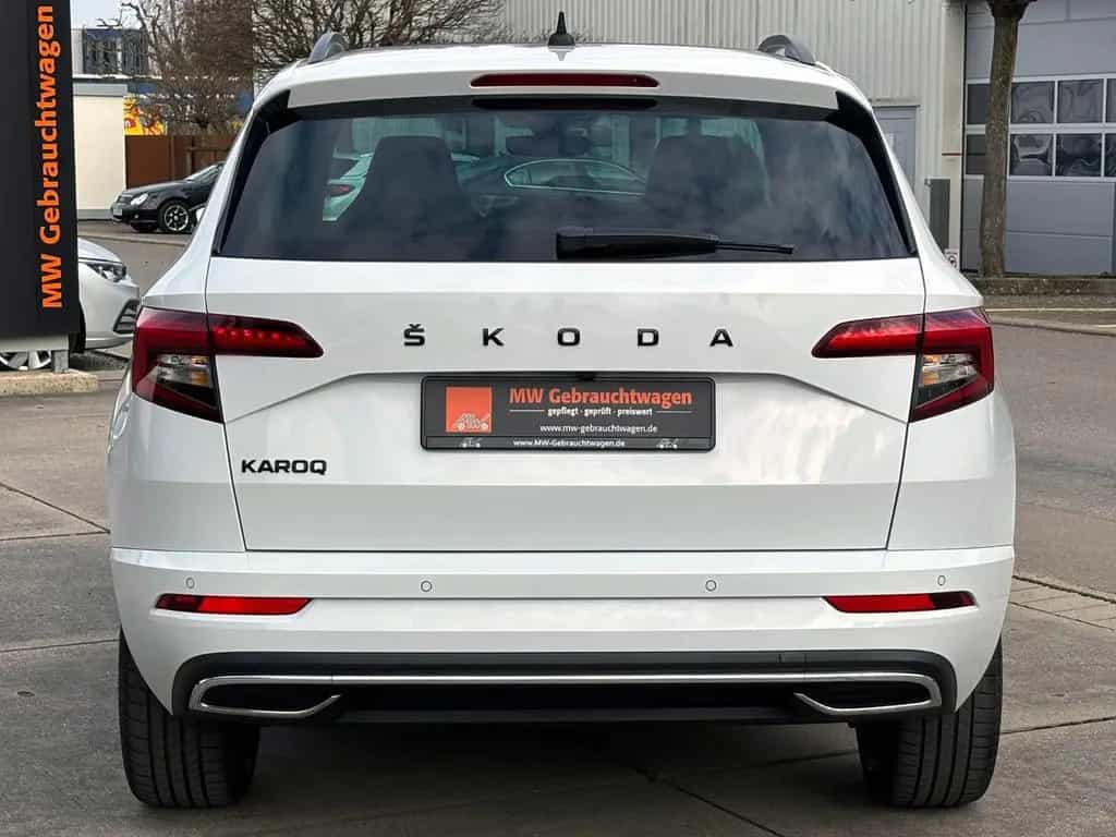 Skoda Karoq 1.5TSI DSG SPORTLINE ACC 360° PANO AHK LED 02/2021-photo-16