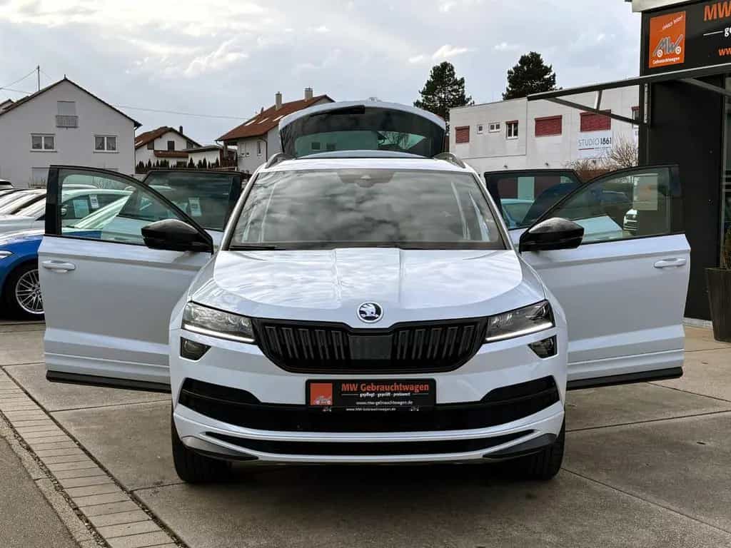 Skoda Karoq 1.5TSI DSG SPORTLINE ACC 360° PANO AHK LED 02/2021-photo-2