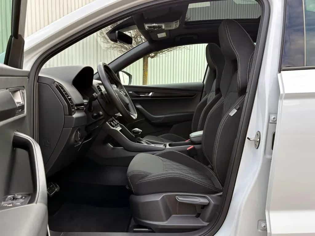 Skoda Karoq 1.5TSI DSG SPORTLINE ACC 360° PANO AHK LED 02/2021-photo-5