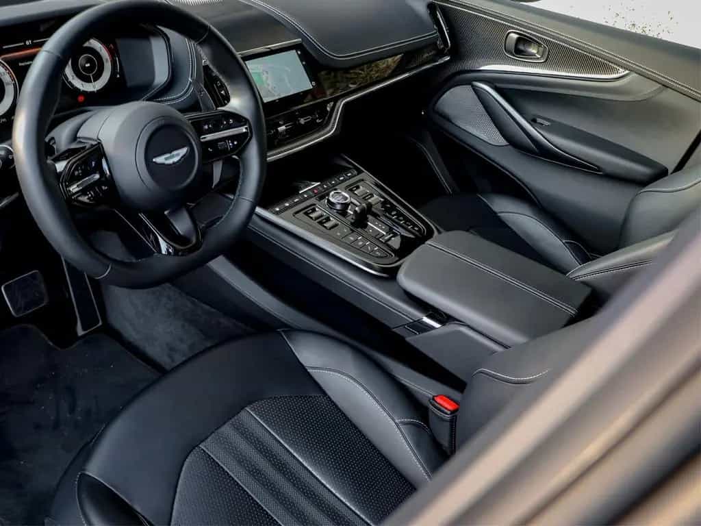 Aston Martin DBX 4.0 V8 DBX707 01/2025-photo-13