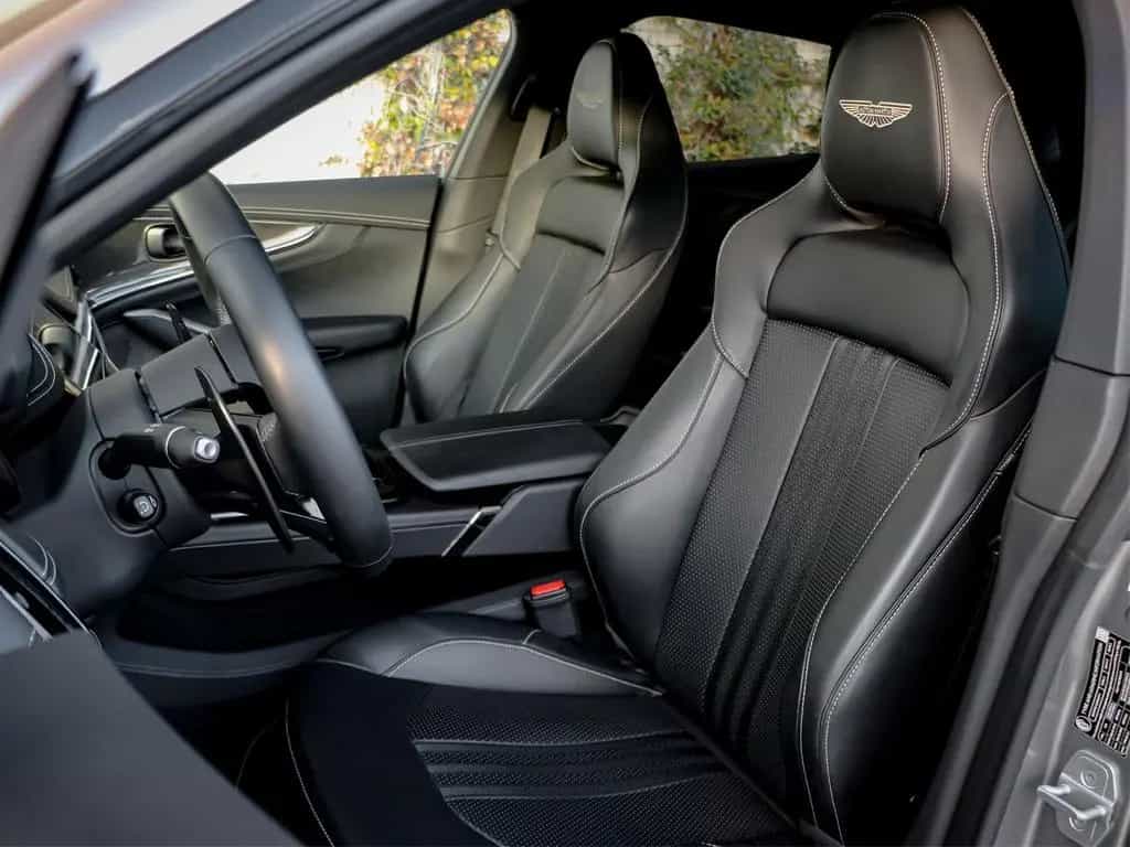 Aston Martin DBX 4.0 V8 DBX707 01/2025-photo-15