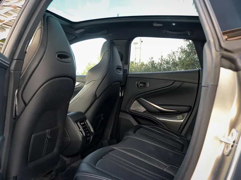 Aston Martin DBX 4.0 V8 DBX707 01/2025-photo-18