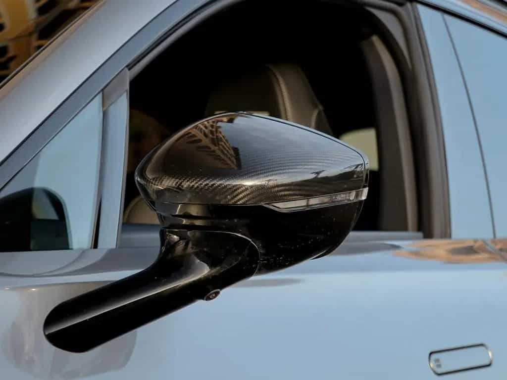 Aston Martin DBX 4.0 V8 DBX707 01/2025-photo-23