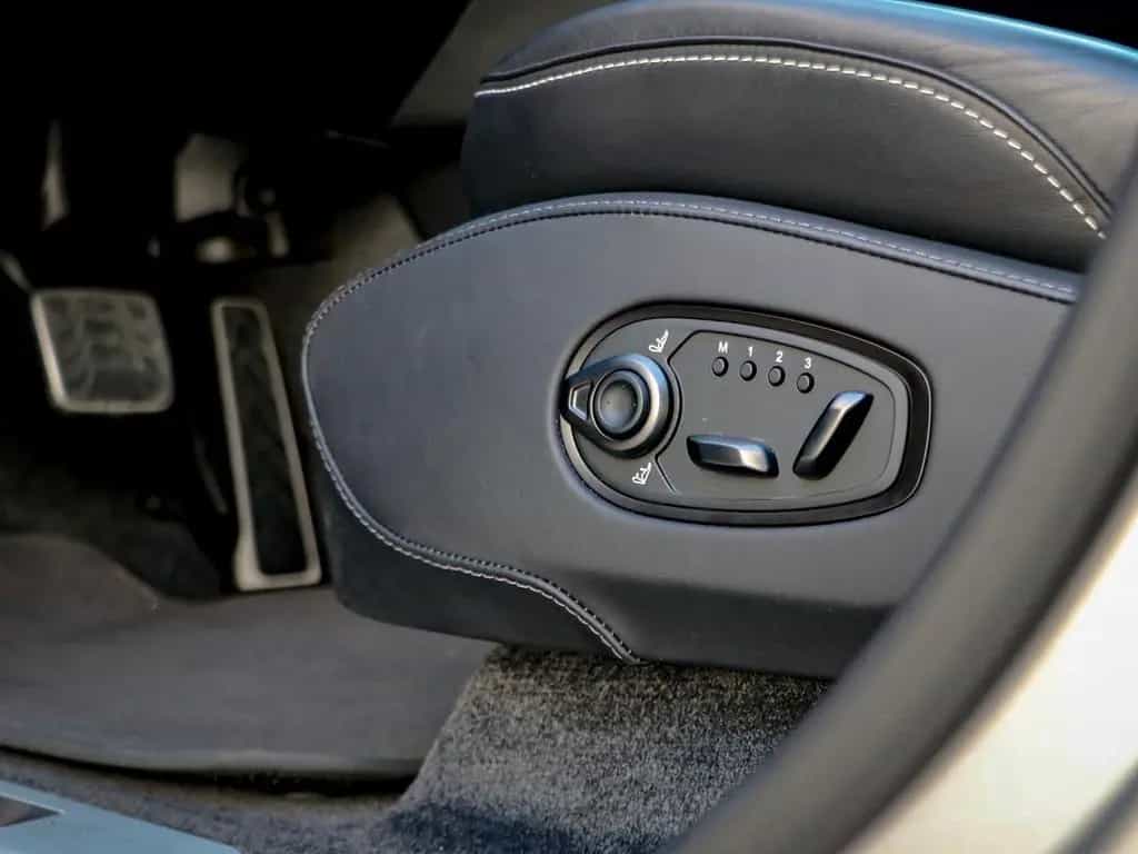 Aston Martin DBX 4.0 V8 DBX707 01/2025-photo-34
