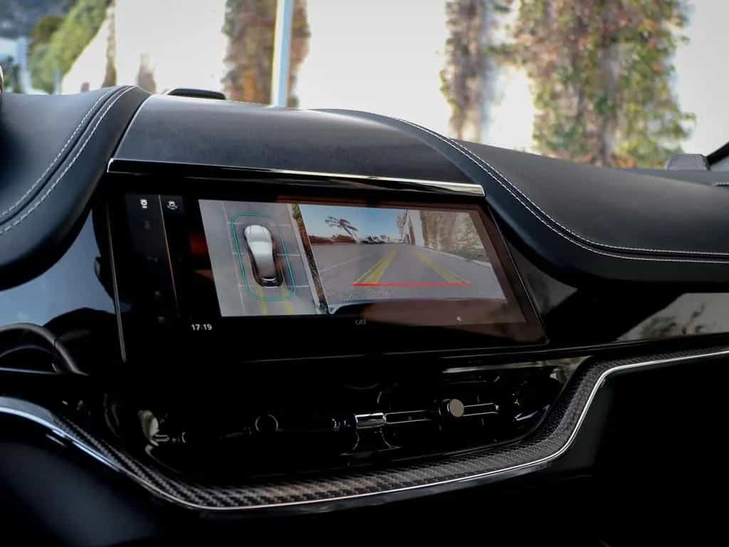 Aston Martin DBX 4.0 V8 DBX707 01/2025-photo-37