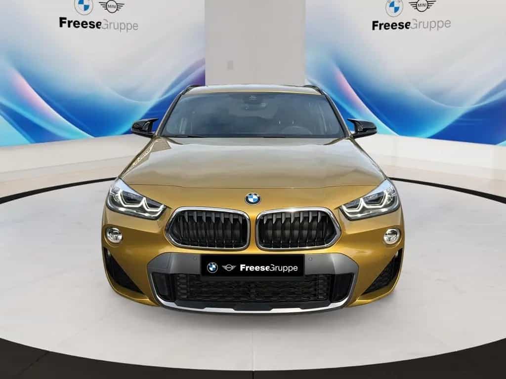 BMW X2 xDrive20d AHK HEAD-UP PANO RFK HIFI LORDOSE 04/2018-photo-1