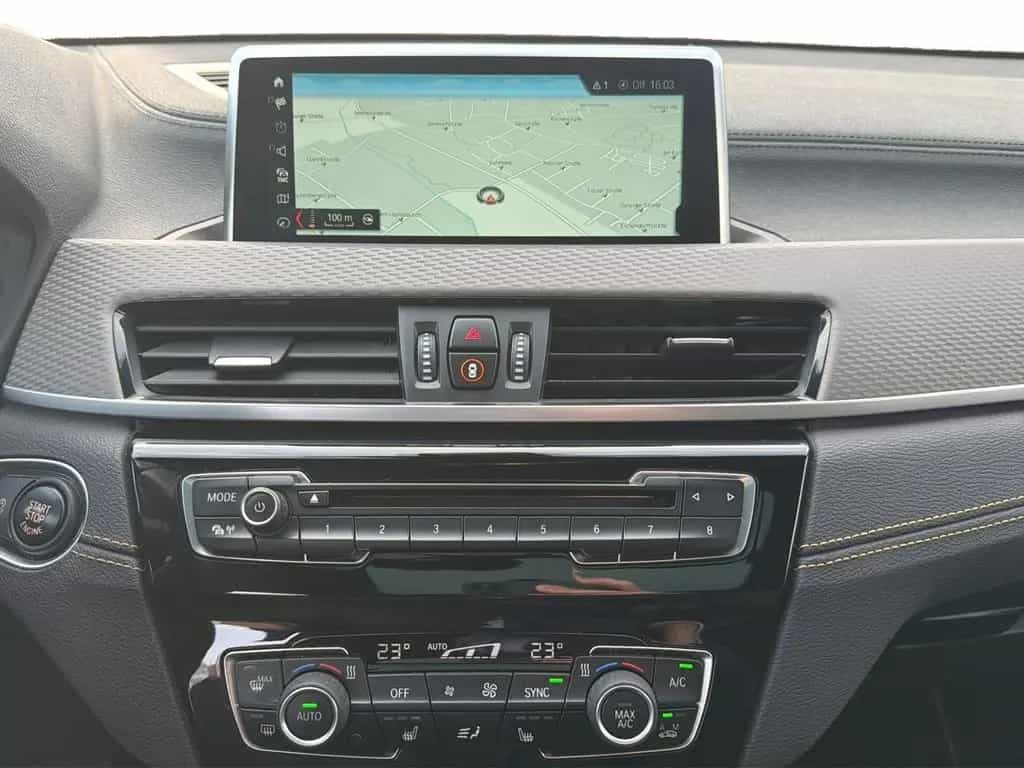 BMW X2 xDrive20d AHK HEAD-UP PANO RFK HIFI LORDOSE 04/2018-photo-11