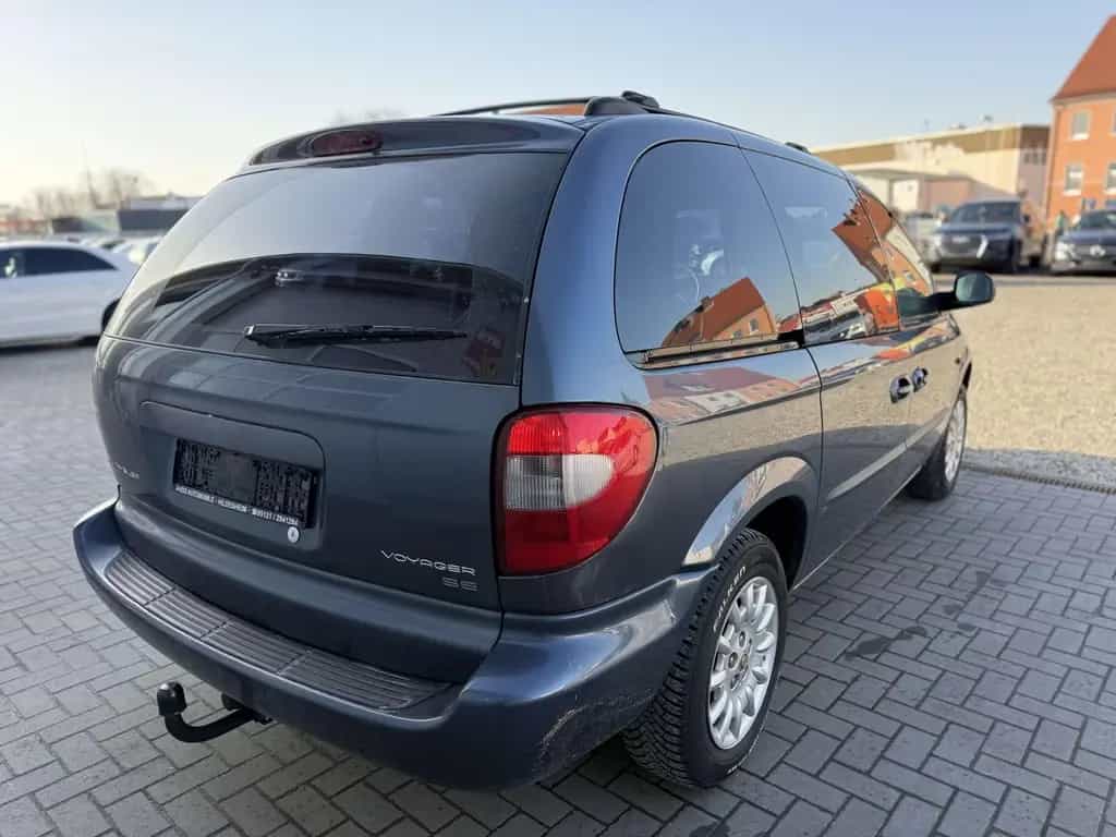 Chrysler Grand Voyager Grand Voyager 2.4 SE nur GEWERBE u 04/2003-photo-4