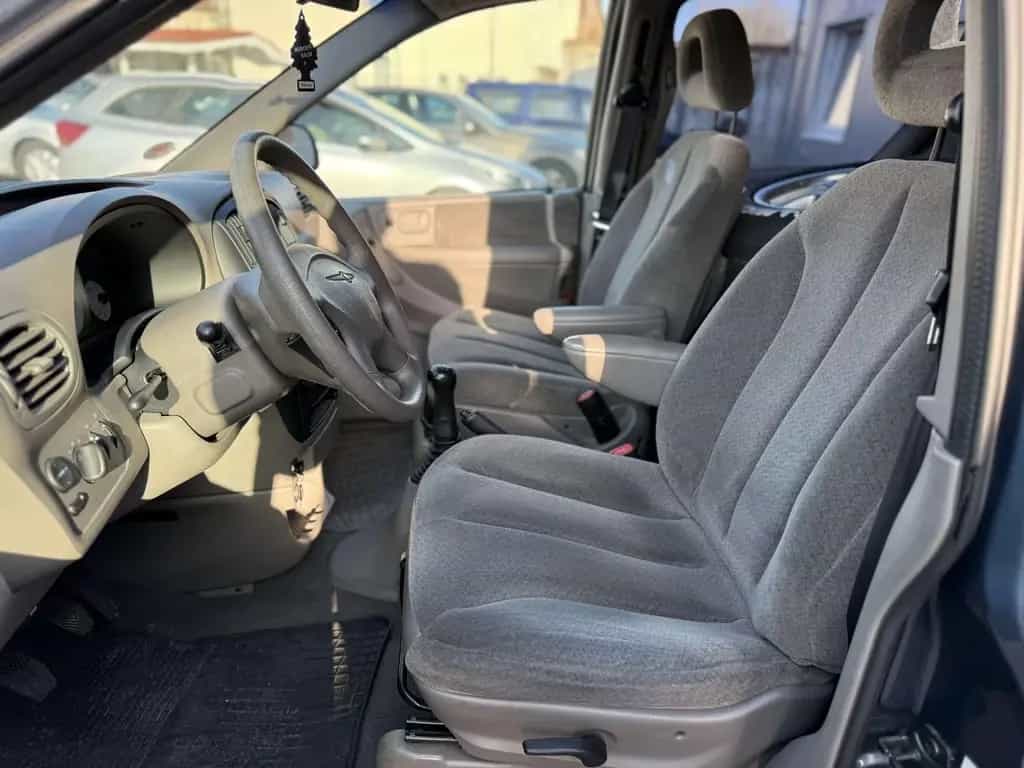 Chrysler Grand Voyager Grand Voyager 2.4 SE nur GEWERBE u 04/2003-photo-6