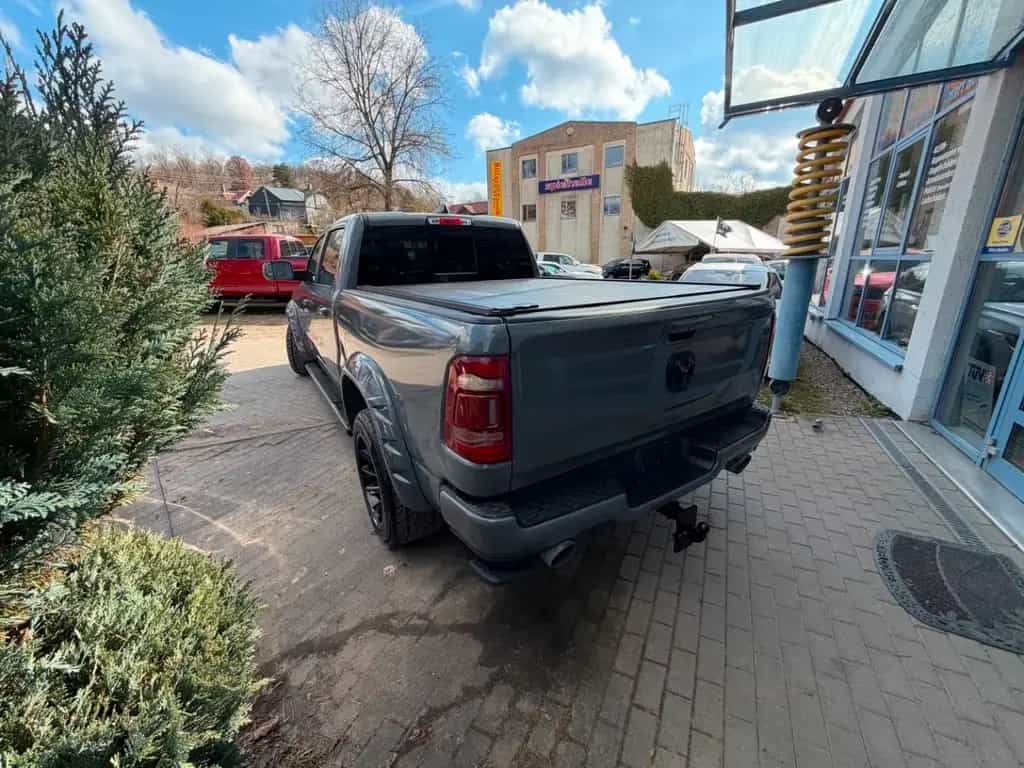 Dodge RAM 1500 Hemi Laramie"Crew-Cab" Long-Bed"Lachant 01/2019-photo-2