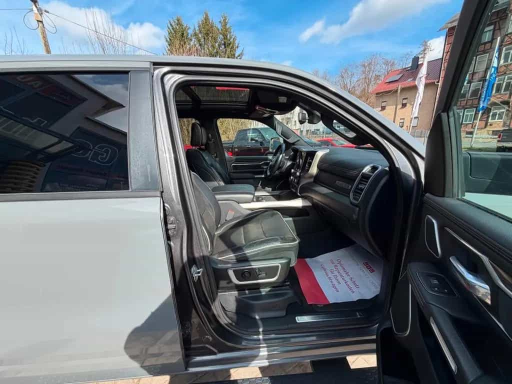 Dodge RAM 1500 Hemi Laramie"Crew-Cab" Long-Bed"Lachant 01/2019-photo-21