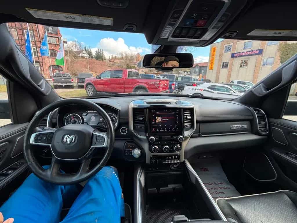 Dodge RAM 1500 Hemi Laramie"Crew-Cab" Long-Bed"Lachant 01/2019-photo-24