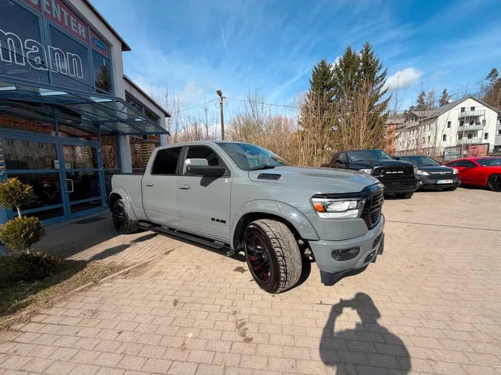 Dodge RAM 1500 Hemi Laramie"Crew-Cab" Long-Bed"Lachant 01/2019-photo-5