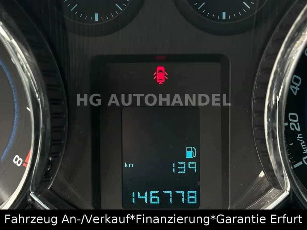 Chevrolet Cruze Hatchback Kamera Navi 04/2012-photo-24