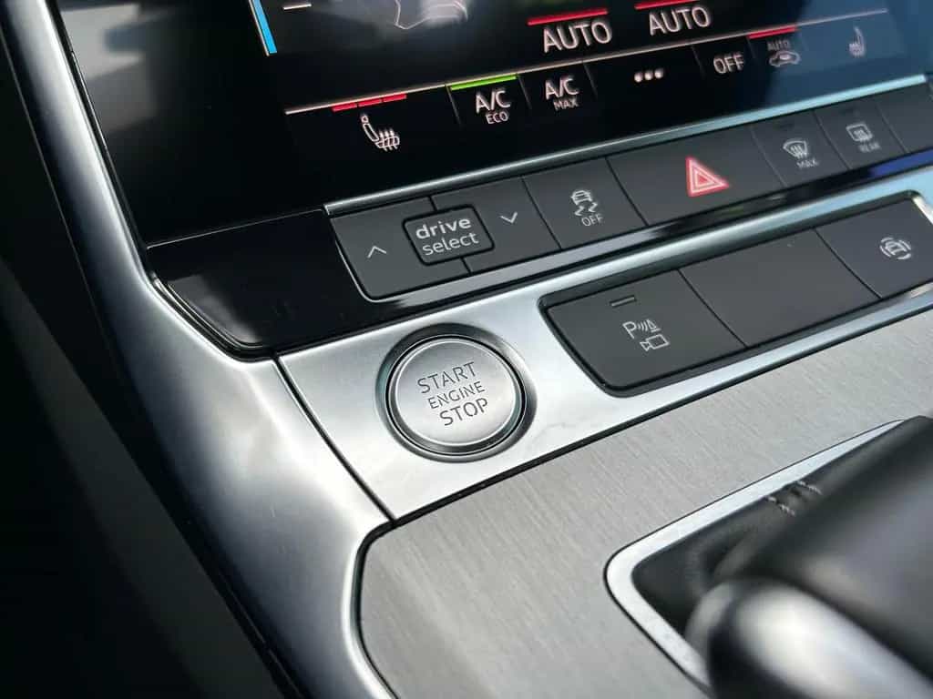 Audi A6 Avant 50 TDI quattro S-Line AHK LED ACC Leder 06/2020-photo-27