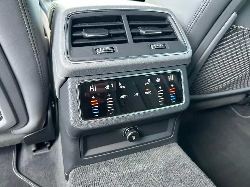 Audi A6 Avant 50 TDI quattro S-Line AHK LED ACC Leder 06/2020-photo-29