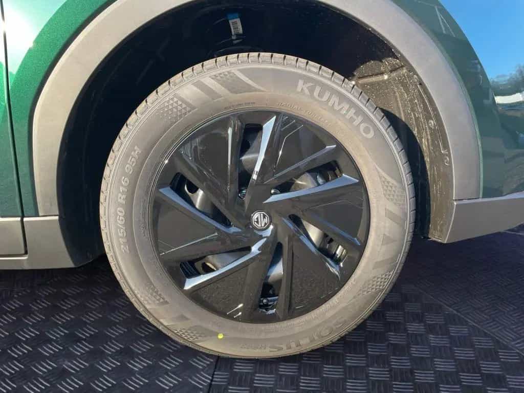 MG ZS 1.5 Standard 12/2025-photo-15