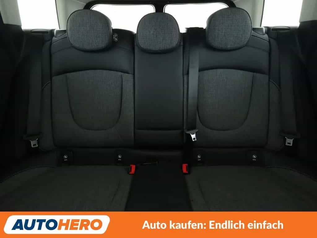 MINI Cooper Clubman Clubman Cooper Aut.*NAVI*TEMPO*PDC*SHZ*LIM* 08/2020-photo-12