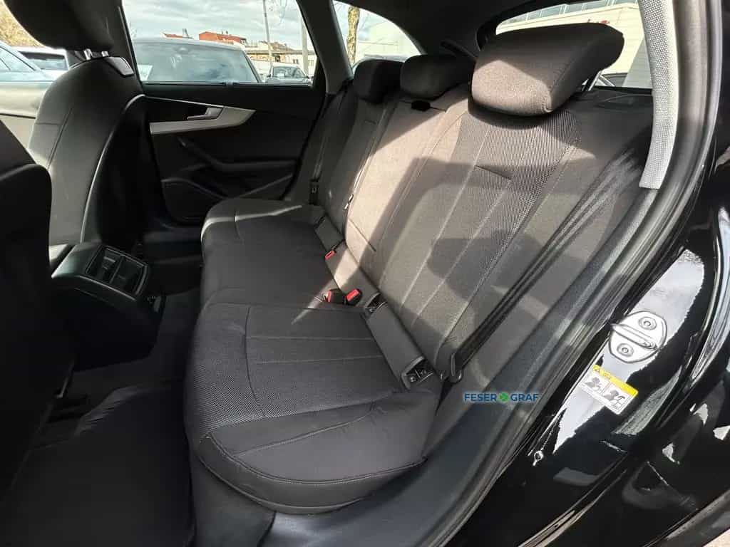 Audi A4 Avant 35 TFSI Navi+/PDC+/SHZ/GRA/CarPlay 05/2022-photo-7