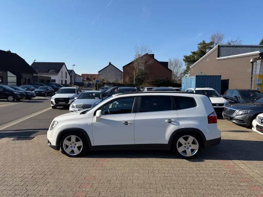 Chevrolet Orlando LTZ PANO Navi Sitzhz 7-Sitz Kamera Tempo 09/2013-photo-1