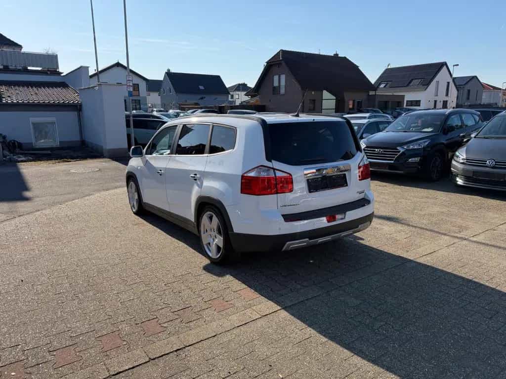 Chevrolet Orlando LTZ PANO Navi Sitzhz 7-Sitz Kamera Tempo 09/2013-photo-2