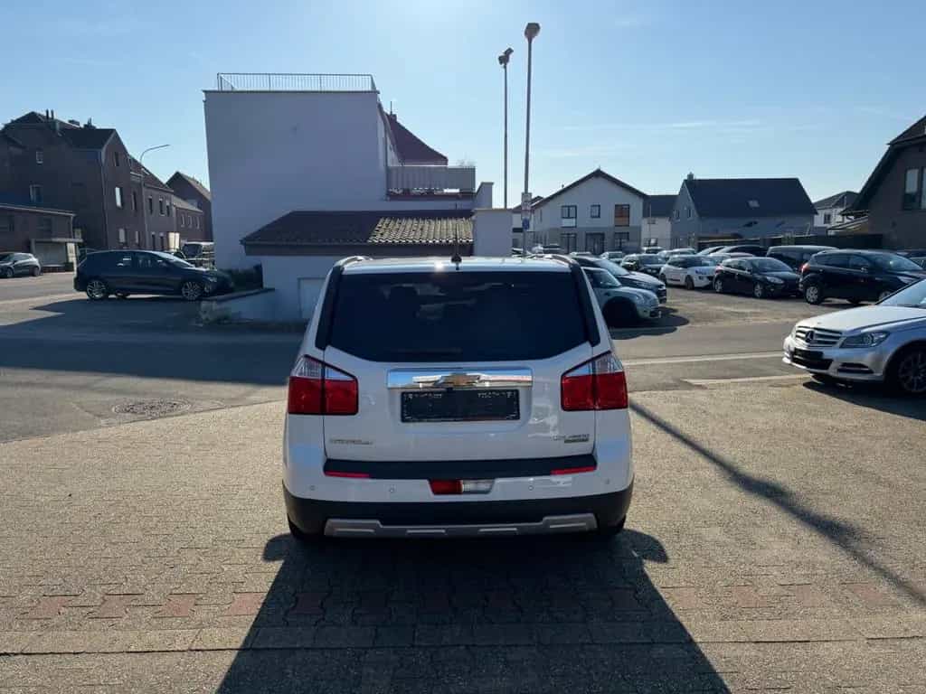 Chevrolet Orlando LTZ PANO Navi Sitzhz 7-Sitz Kamera Tempo 09/2013-photo-6