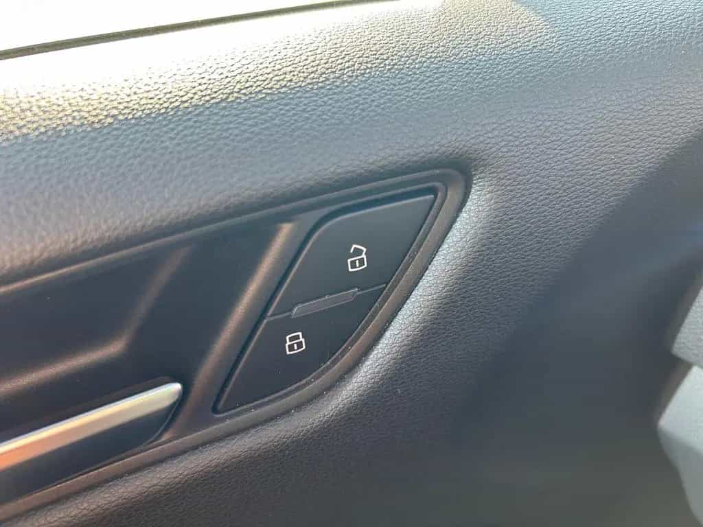 Audi A3 35 TDI Sportback s-tronic Navi Leder Xenon 07/2020-photo-12