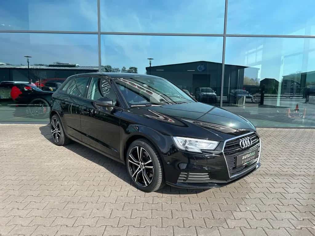 Audi A3 35 TDI Sportback s-tronic Navi Leder Xenon 07/2020-photo-2
