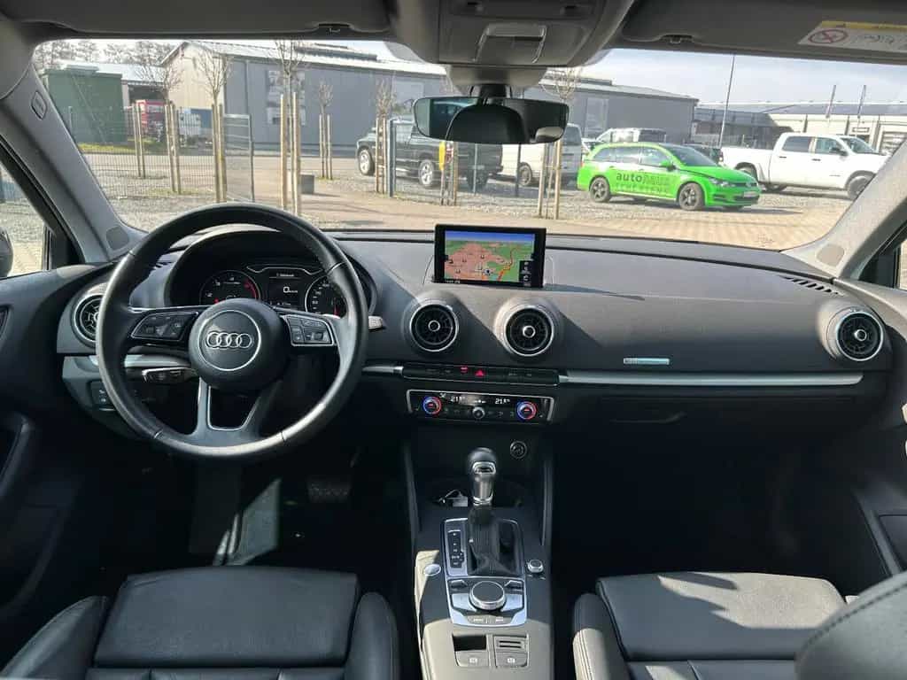 Audi A3 35 TDI Sportback s-tronic Navi Leder Xenon 07/2020-photo-23
