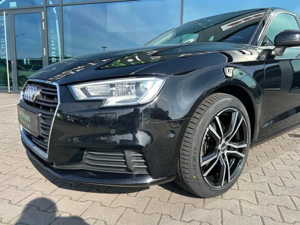 Audi A3 35 TDI Sportback s-tronic Navi Leder Xenon 07/2020-photo-6