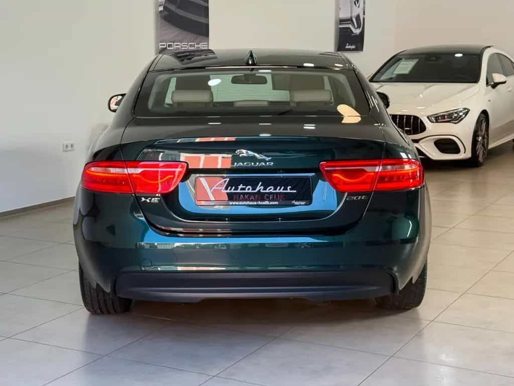 Jaguar XE 20t*1.HAND*S.HEFT*V-LEDER* 10/2016-photo-23