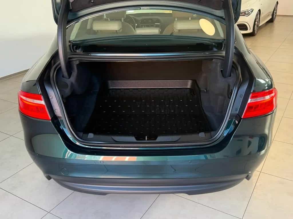 Jaguar XE 20t*1.HAND*S.HEFT*V-LEDER* 10/2016-photo-24
