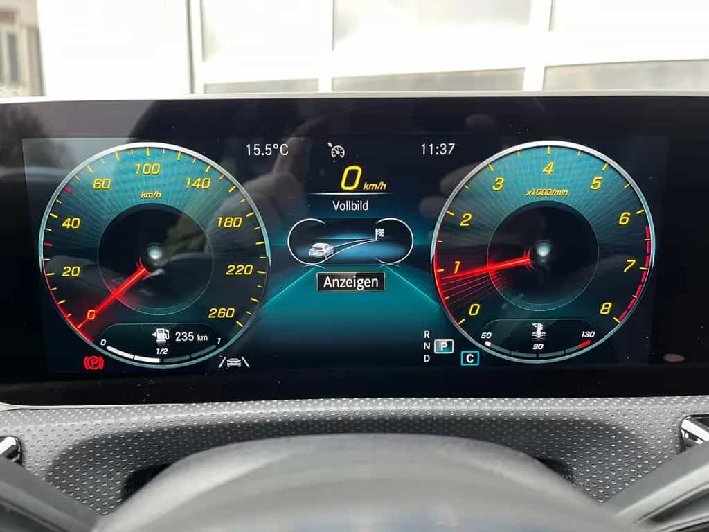 Mercedes-Benz CLA-Class 220 Shooting Brake Aut. AMG-L PANO LED 8FACH 09/2019-photo-18