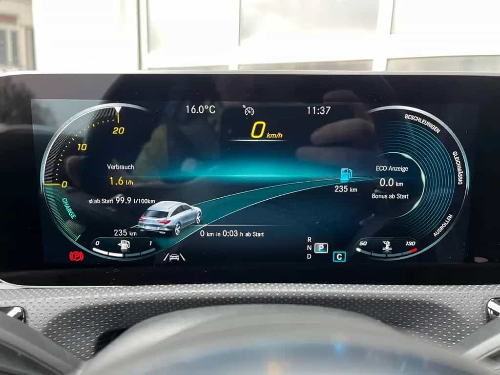 Mercedes-Benz CLA-Class 220 Shooting Brake Aut. AMG-L PANO LED 8FACH 09/2019-photo-19