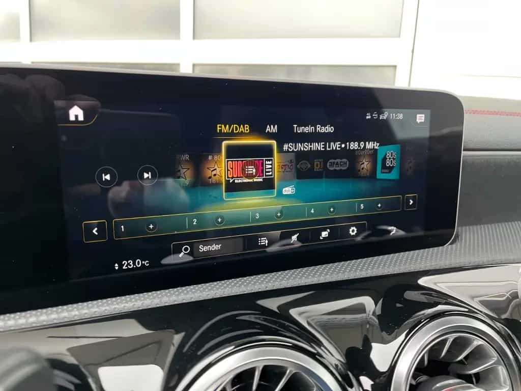Mercedes-Benz CLA-Class 220 Shooting Brake Aut. AMG-L PANO LED 8FACH 09/2019-photo-25