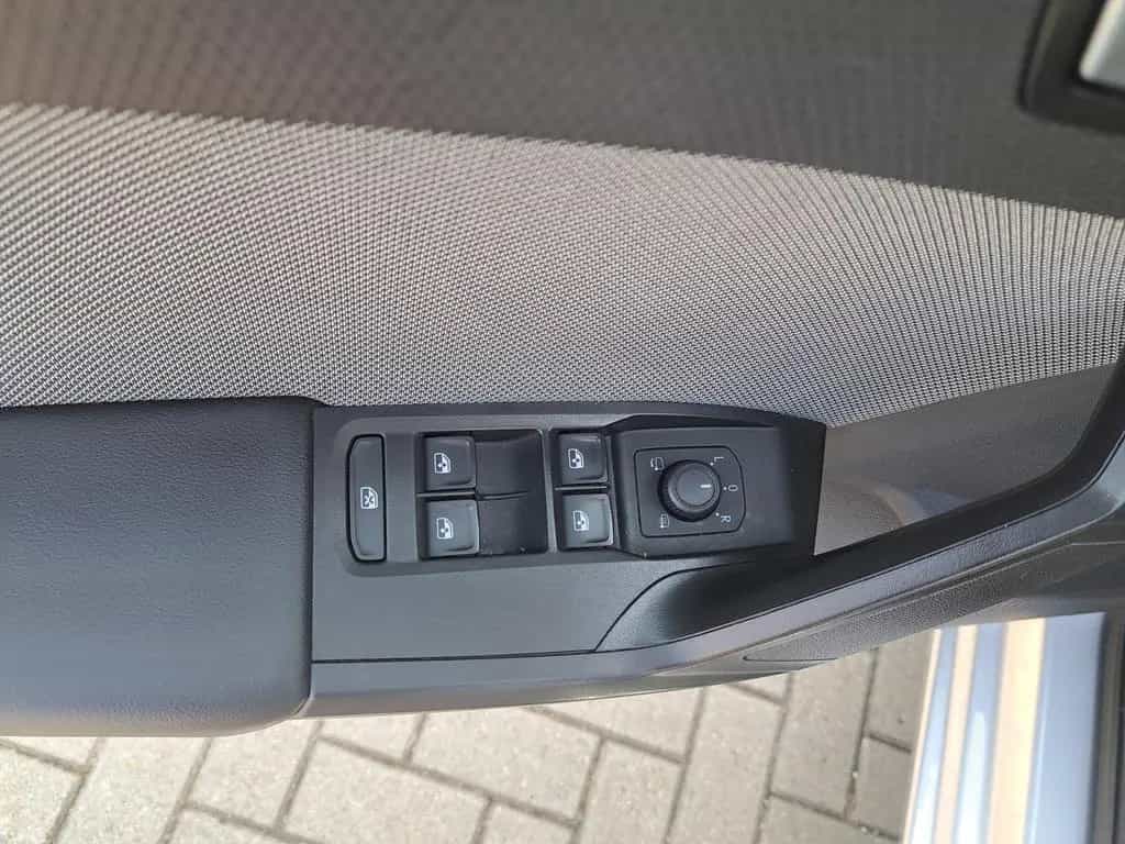 Seat Leon Style ST 2.0TDI DSG PARK-ASSIST WINTERPAKET 01/2022-photo-8