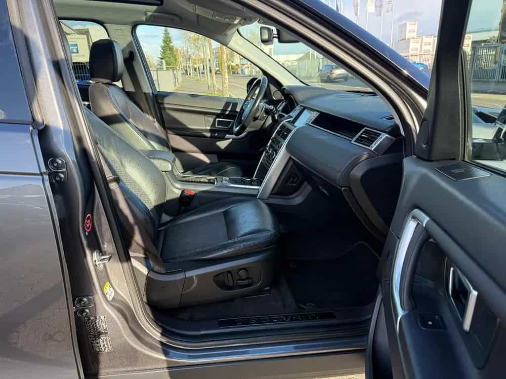 Land Rover Discovery Sport SE AWD 2.0 FINANZIERUNG 03/2018-photo-16