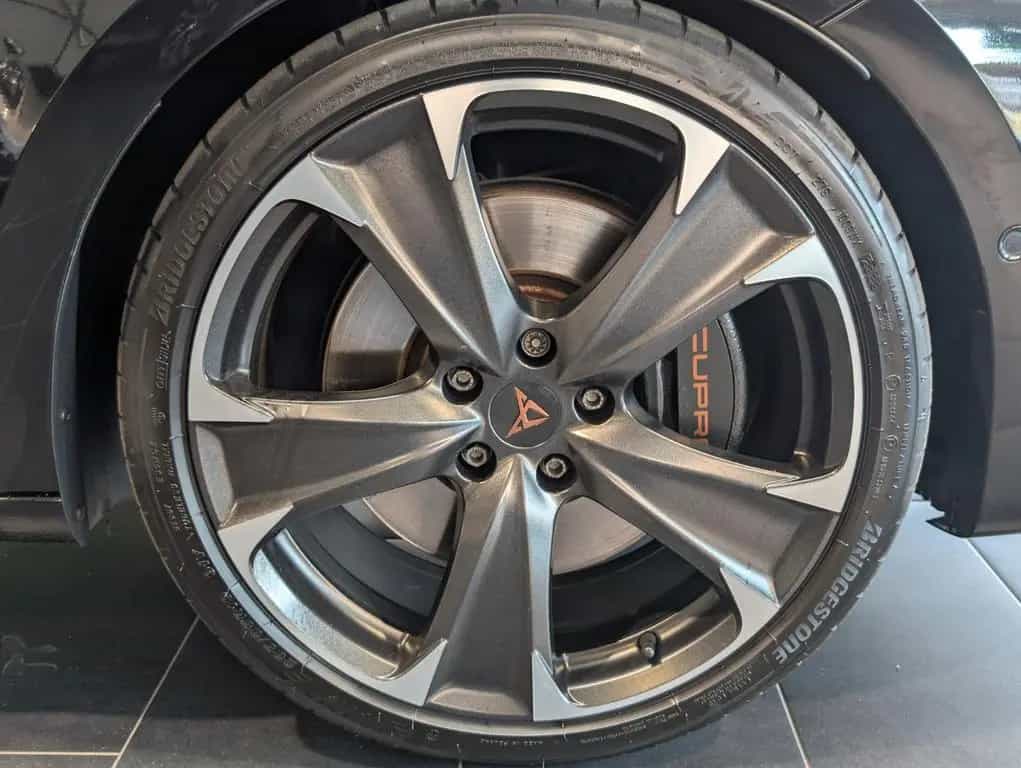 Cupra Leon Sportstourer 2.0 TSI 4Drive DSG VZ 12/2023-photo-12