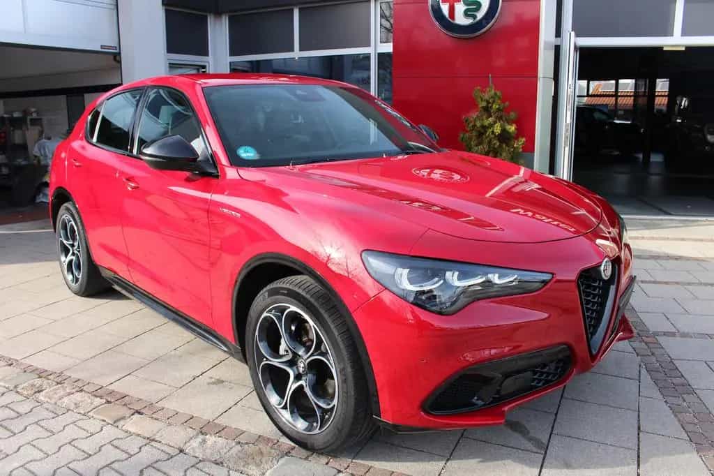 Alfa Romeo Stelvio Veloce Q4 10/2023-photo-0