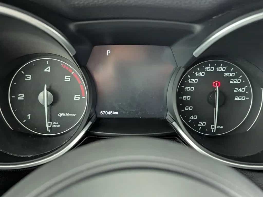 Alfa Romeo Stelvio 2.2 JTDM Super Q4 LEDER+XENON+NAVI+AHK+ 12/2020-photo-26