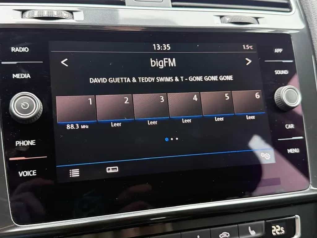 Volkswagen Golf 1.5 16V DSG Kombi Cam ACC APP Connect 07/2019-photo-19