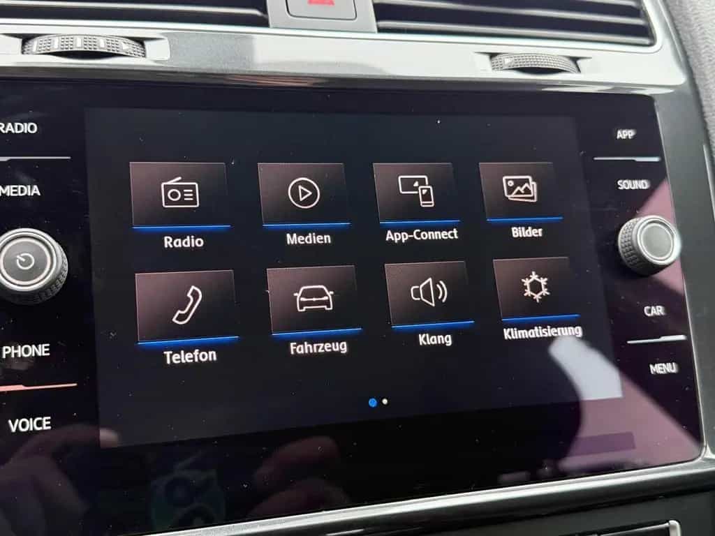 Volkswagen Golf 1.5 16V DSG Kombi Cam ACC APP Connect 07/2019-photo-21