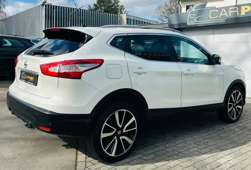 Nissan Tekna Pano Leder Cam Standhzg. 360° Navi AHK 10/2015-photo-27