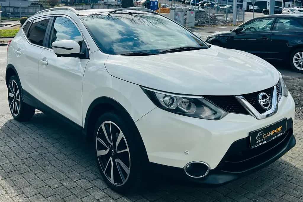 Nissan Tekna Pano Leder Cam Standhzg. 360° Navi AHK 10/2015-photo-29