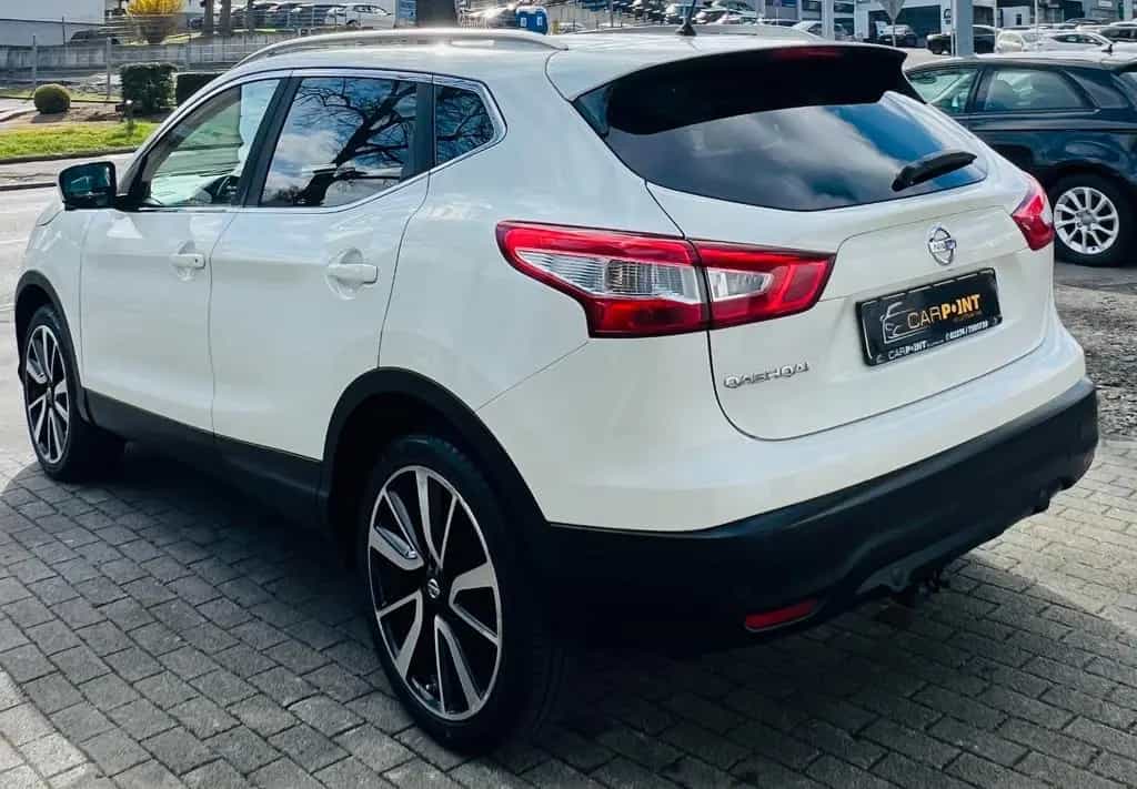 Nissan Tekna Pano Leder Cam Standhzg. 360° Navi AHK 10/2015-photo-7