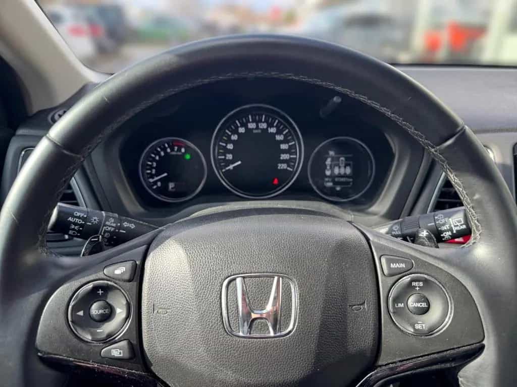 Honda HR-V Executive AUT.+NAVI+PANO+SHZ+PDC+MFL+BT+CAM 11/2016-photo-17