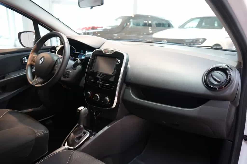 Renault Clio Grandtour Energy TCe 120 EDC Luxe *Klima* 08/2015-photo-6