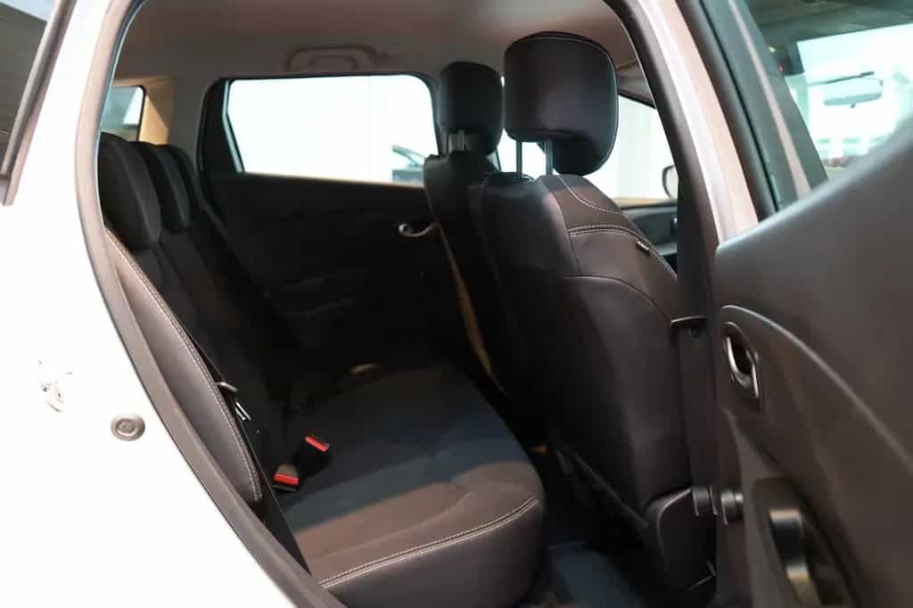 Renault Clio Grandtour Energy TCe 120 EDC Luxe *Klima* 08/2015-photo-7